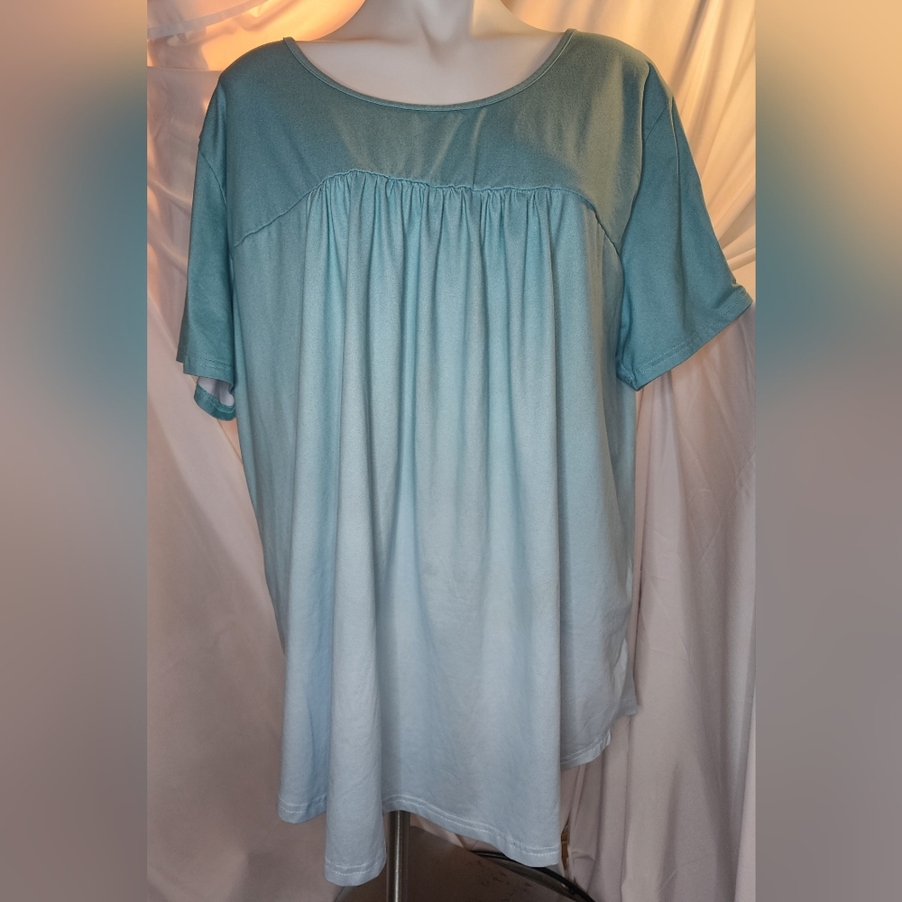 Blue Ombre Short Sleeve Top Sz 4xl